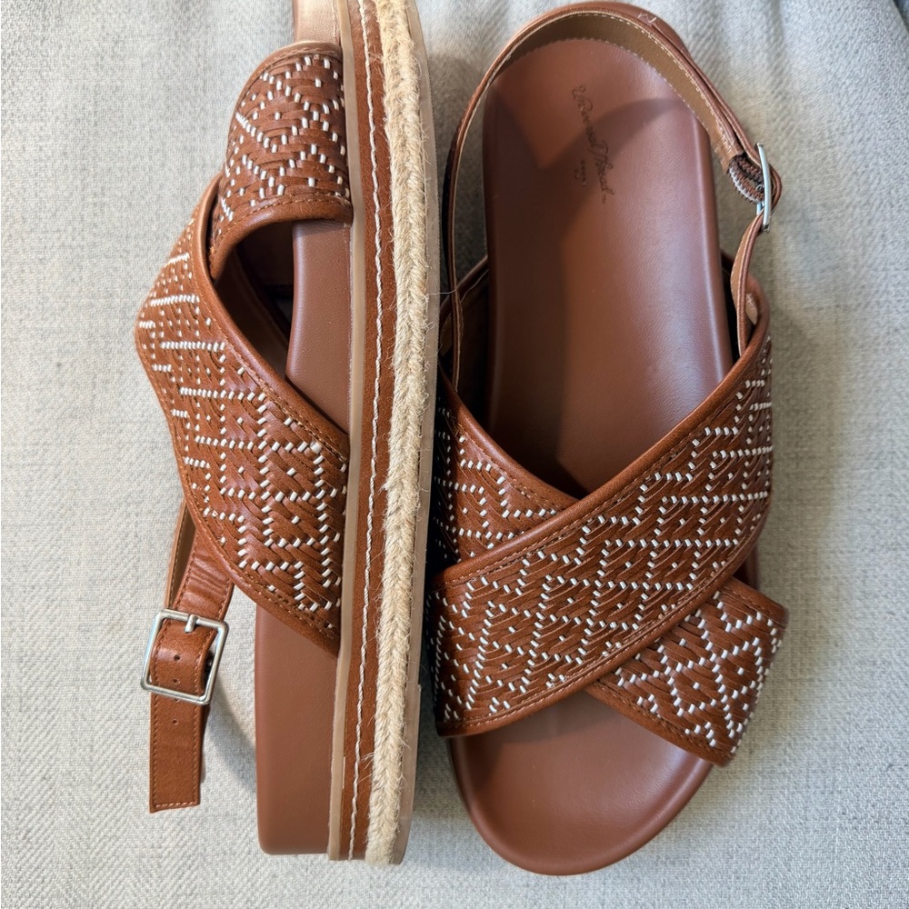 Universal Thread Elisa platform sandals - Picture 9 of 9